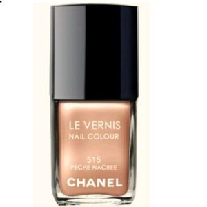 CHANEL Le Vernis Nail Colour 515 PÊCHE NACRÉE